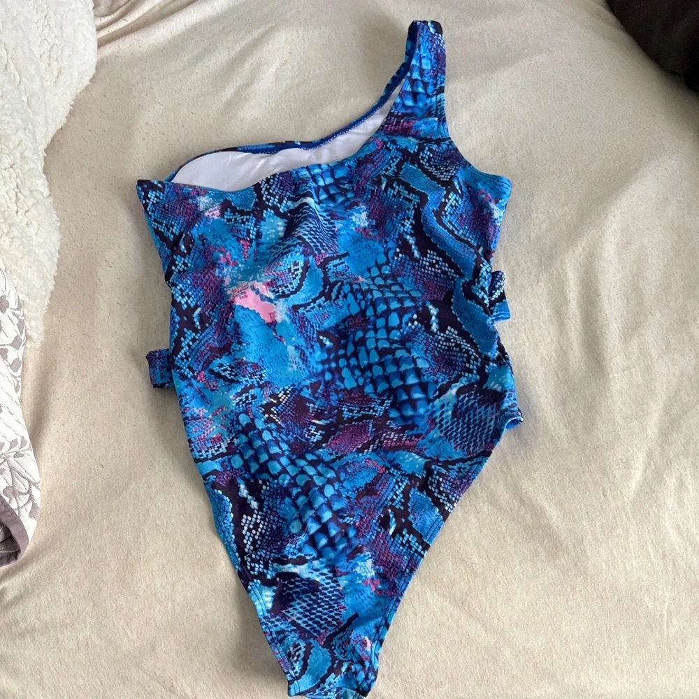 SHEIN Blue & Pink Snake-Print One-Shoulder Cutout One-Piece Swimsuit